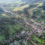 Hotel Crosna 3*