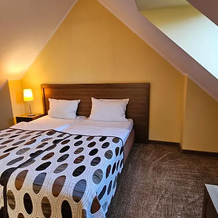 Crosna 크로시엔코