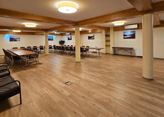 Crosna 3* Krościenko